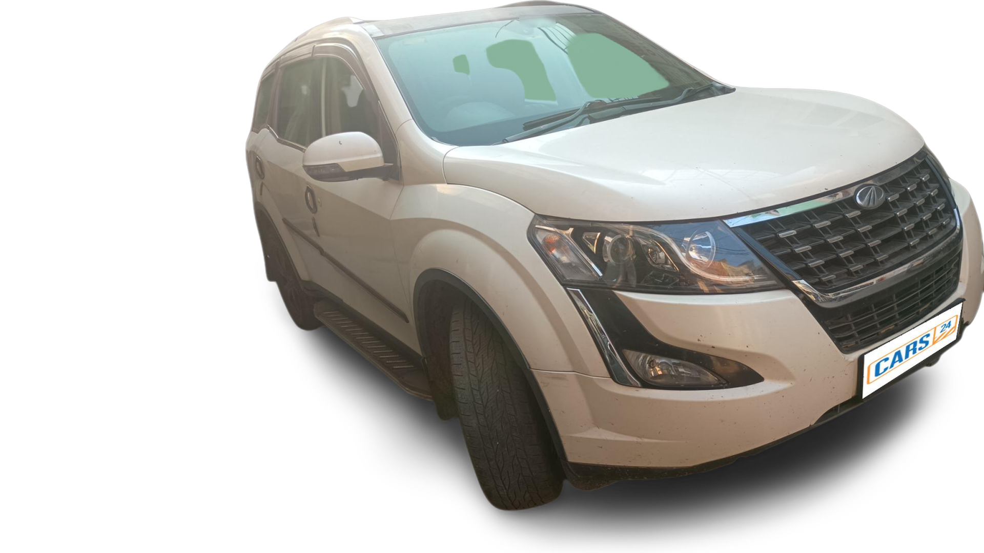 Mahindra XUV500-img